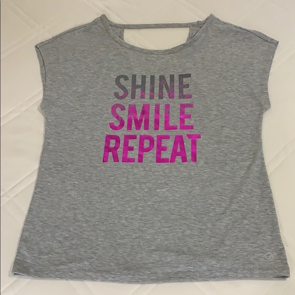 Gap Fit Cool Dry “V” Open Back shirt - Picture 6 of 6